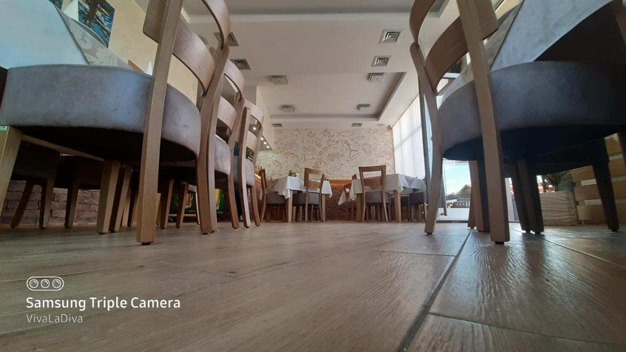 Prenociste I Restoran Ihthis Bajina Basta Eksteriør bilde